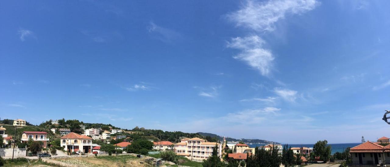 Athina * Argassi